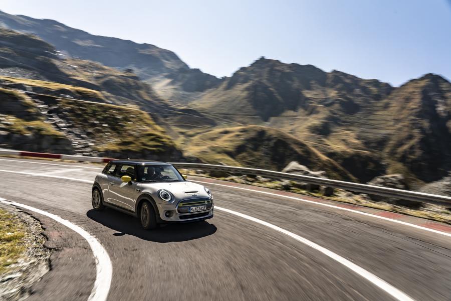  Mini Cooper SE (F56) 2019 года  (WW) (фото 128 из 132)